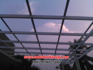 Hasil Pemasangan Kanopi Baja Ringan Atap Go Green Super Elegan Plus Cat Putih di TownHouse Margonda Depok