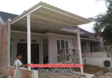 Hasil Pemasangan Kanopi Baja Ringan Atap Alderon (Sunpanel) Super Elegan Plus Cat Putih di Perum De Fatmawati, Meruyung, Kubah Mas, Depok