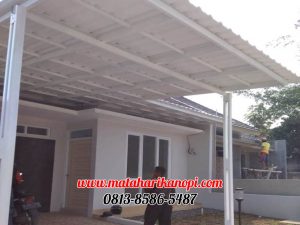 Hasil Pemasangan Kanopi Baja Ringan Atap Alderon (Sunpanel) Super Elegan Plus Cat Putih di Perum De Fatmawati, Meruyung, Kubah Mas, Depok