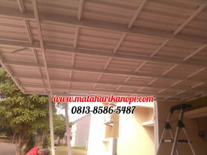 Hasil Pemasangan Kanopi Baja Ringan Atap Alderon Sunpenal Type Super Elegan Plus Cat Putih di Mampang Hills