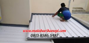 Hasil Pemasangan Kanopi Baja Ringan Atap Alderon Sunpenal Type Super Elegan Plus Cat Putih di Mampang Hills