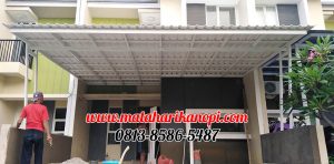 Hasil Pemasangan Kanopi Baja Ringan Atap Alderon Sunpenal Type Super Elegan Plus Cat Putih di Mampang Hills