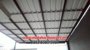Hasil Pemasangan Kanopi Baja Ringan Atap Alderon Sunpanel Super Elegan Plus Cat Hitam di Kalimulya Depok