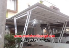 Hasil Pemasangan Kanopi Baja Ringan Atap Alderon Sunpanel Super Elegan Model Tiang V Spesial Plus Cat Putih di Perum Syamsa Naura Blok A10 Depok