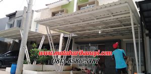 Hasil Pemasangan Kanopi Baja Ringan Atap Alderon Sunpanel Super Elegan Model Tiang V Spesial Plus Cat Putih di Perum Syamsa Naura Blok A10 Depok