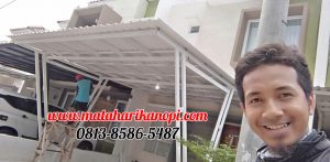 Hasil Pemasangan Kanopi Baja Ringan Atap Alderon Sunpanel Super Elegan Model Tiang V Spesial Plus Cat Putih di Perum Syamsa Naura Blok A10 Depok