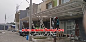 Hasil Pemasangan Kanopi Baja Ringan Atap Alderon Sunpanel Super Elegan Model Tiang V Spesial Plus Cat Putih di Perum Syamsa Naura Blok A10 Depok