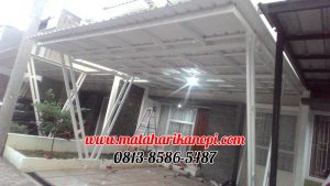 Hasil Pemasangan Kanopi Baja Ringan Atap Alderon Sunpanel Super Elegan Model Tiang V Spesial Plus Cat Putih di Perum Syamsa Naura Blok A10 Depok