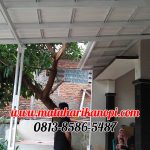 kanopi baja ringan atap alderon sunpanel elegan plus cat putih di CInere Agung Residence