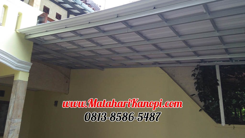Hasil Pemasangan Kanopi Baja Ringan Atap Alderon Sunpanel Super Elegan di Proklamasi Depok