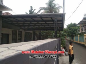 Hasil Pemasangan Kanopi Baja Ringan Atap Alderon Sunpanel Elegan Plus Cat Hitam di Margonda Depok