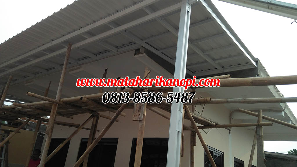 Hasil Pemasangan Kanopi Baja Ringan Atap Alderon Sunpanel Super Elegan Plus Cat Putih di Musholla As-Shofi Pondok Terong