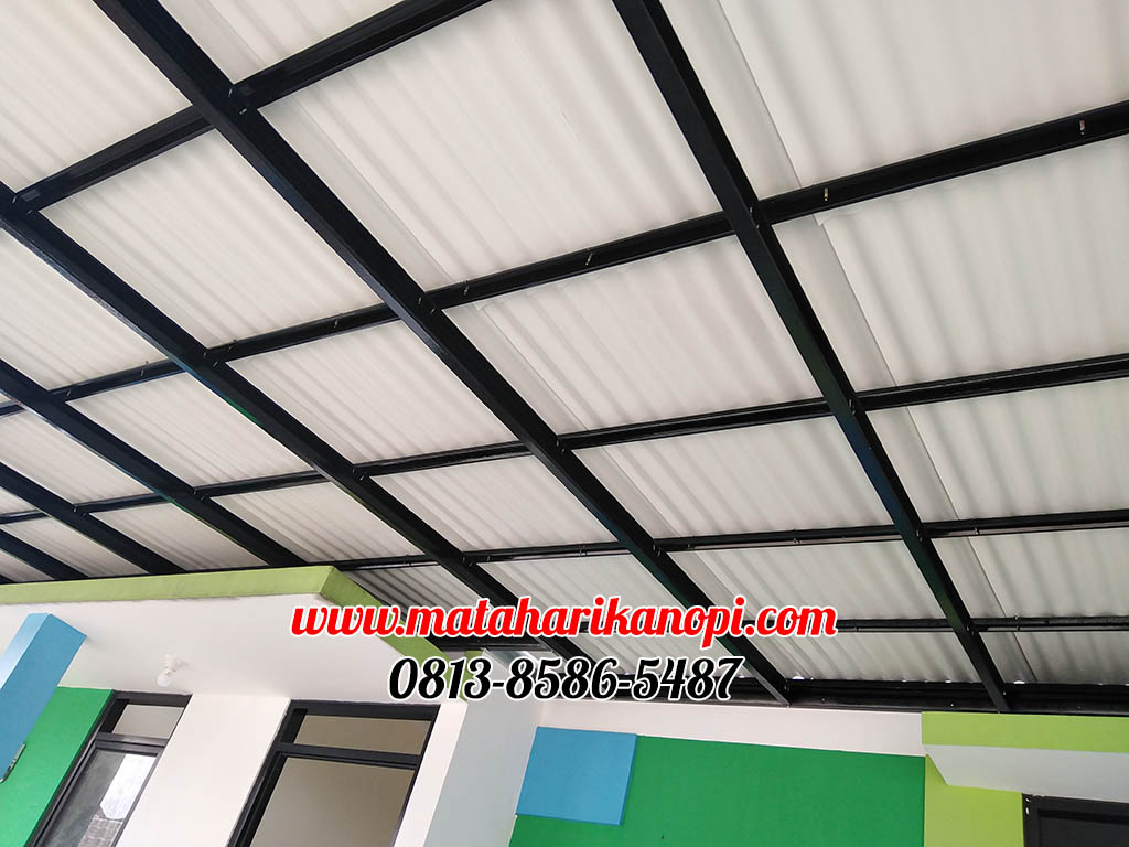 Hasil Pemasangan Kanopi Baja Ringan Atap Evo Gold Standar Merah Putih Plus Cat Hitam di Barakana Residence Rawa Geni Cipayung Depok