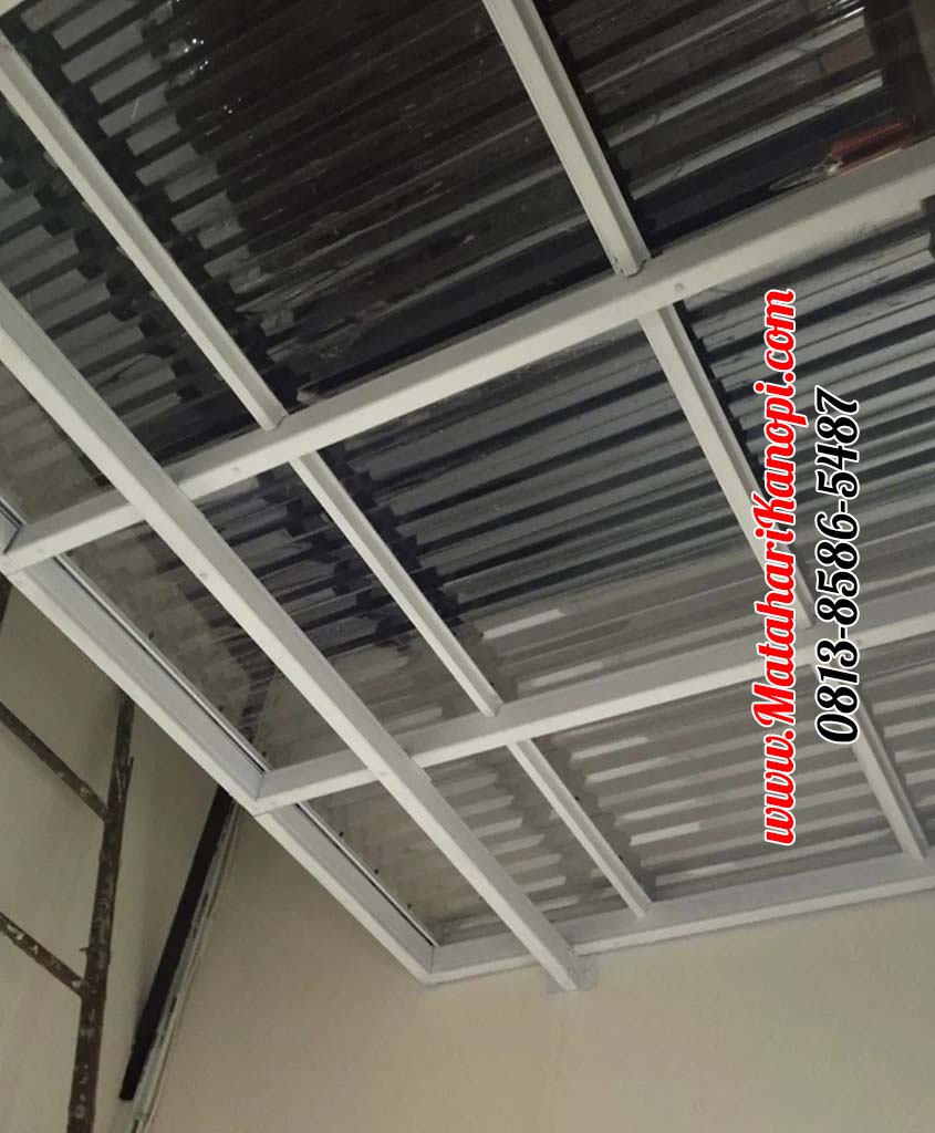 Hasil Pemasangan Kanopi Baja Ringan Atap Solartuff Serenity Clear Paker Super Elegan Plus Cat Rangka Putih di Cibinong Bogor