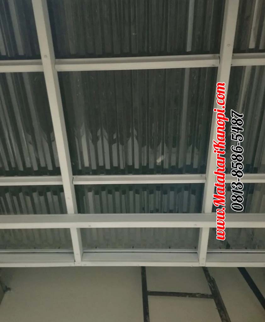 Hasil Pemasangan Kanopi Baja Ringan Atap Solartuff Serenity Clear Paker Super Elegan Plus Cat Rangka Putih di Cibinong Bogor